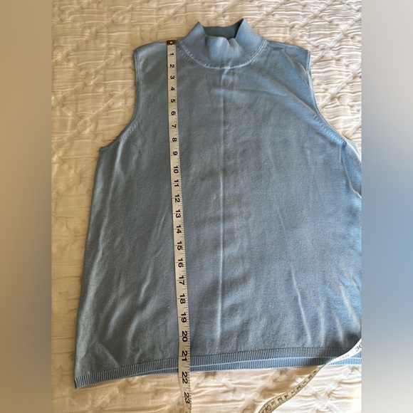 August Silk Women's Silk Sleeveless Mock Turtleneck Sweater Sz L Ice Blue - Picture 6 of 6
